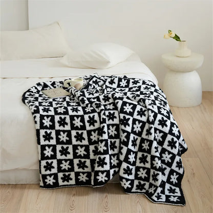 Black Cute Flower Two Color Plaid Blanket Home Room Decorative Checkerboard Blanket For Sofa Bed Office Shawl Knee Warm Blanket